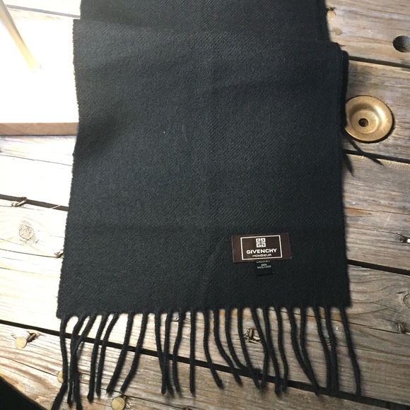 Givenchy Other - Givenchy scarf